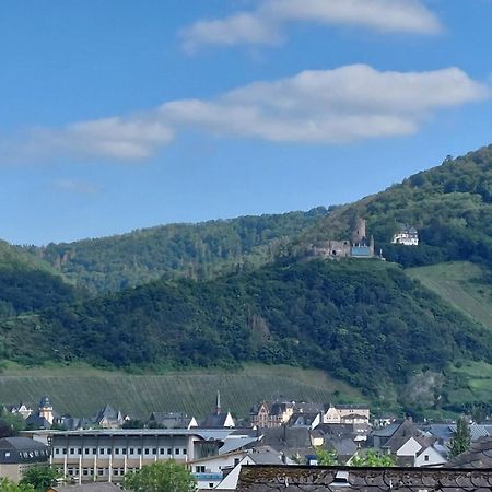 Dachgeschosswohnung Mit Burgblick In Kues Bernkastel-Kues Kültér fotó
