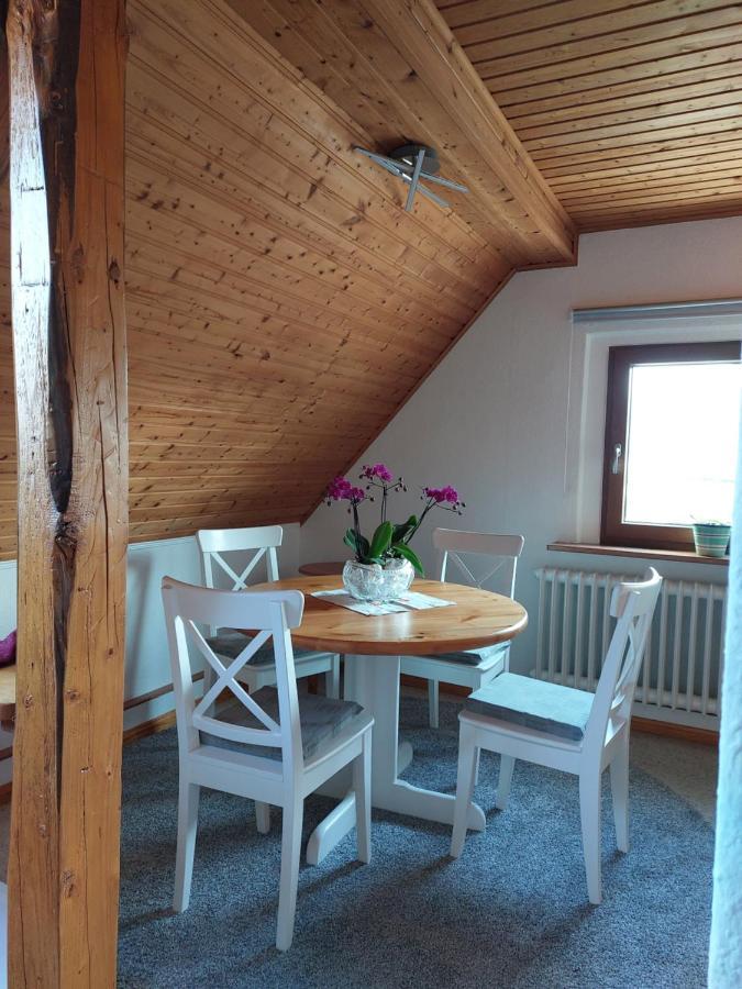 Dachgeschosswohnung Mit Burgblick In Kues Bernkastel-Kues Kültér fotó